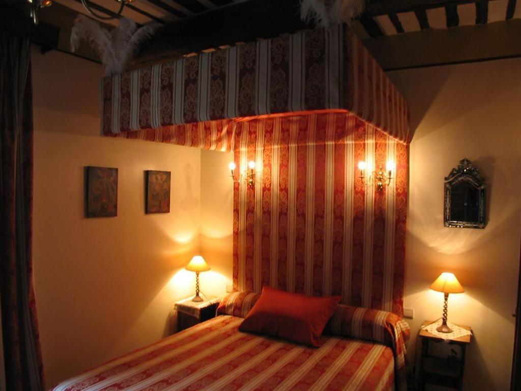Bize De La Tour Bed & Breakfast Saint-Bonnet-du-Gard Bilik gambar