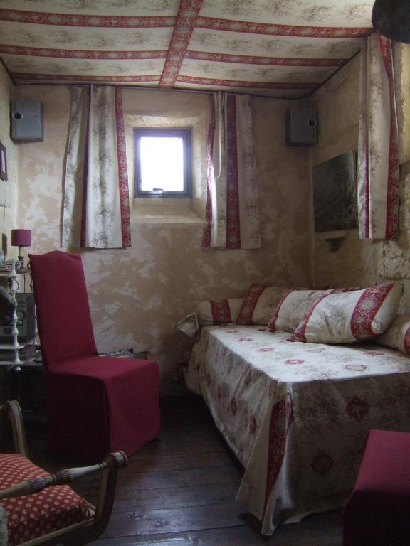 Bize De La Tour Bed & Breakfast Saint-Bonnet-du-Gard Bilik gambar