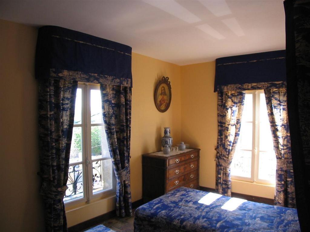 Bize De La Tour Bed & Breakfast Saint-Bonnet-du-Gard Bilik gambar